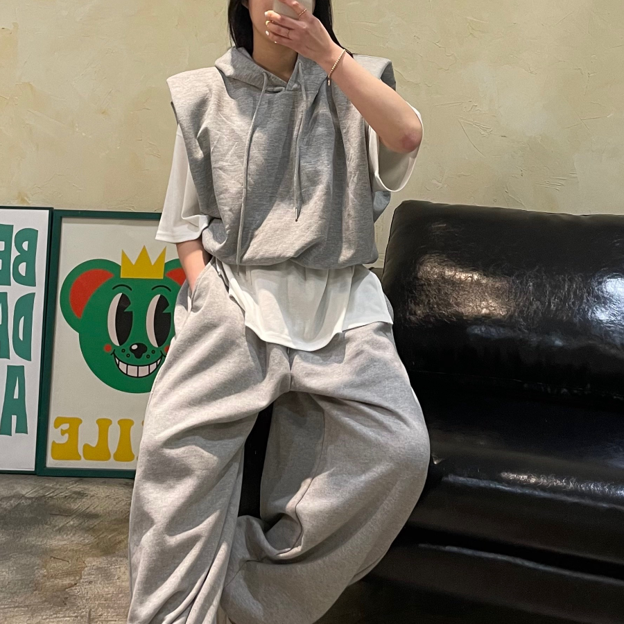 Pad Crop Hooded Waist-String Vest