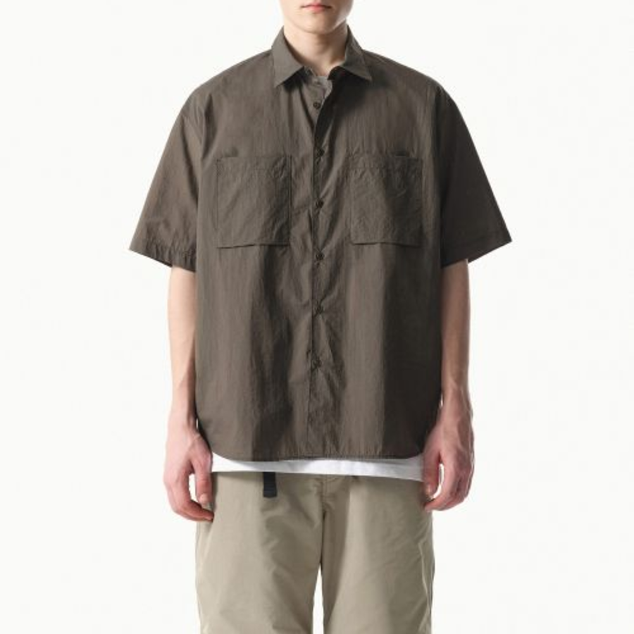 City Leisure Lightweight Nylon Oversized Short Sleeve Shirt [Olive Green]
