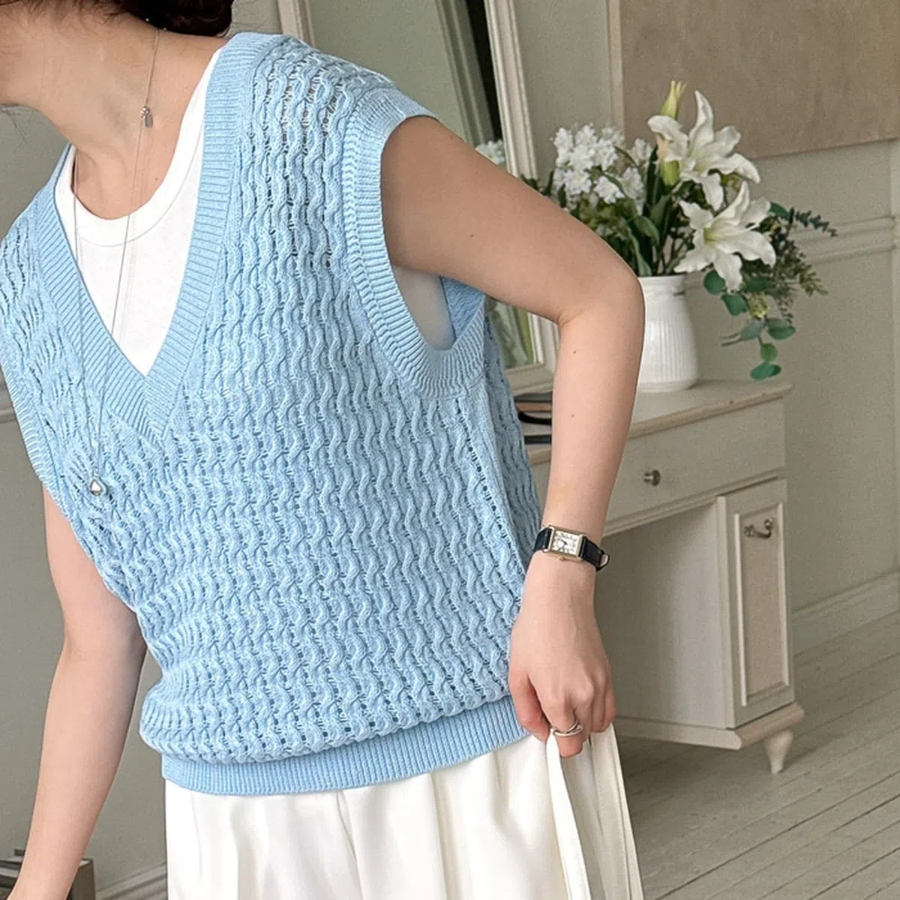 V-Neck Cotton Cable Knit Vest