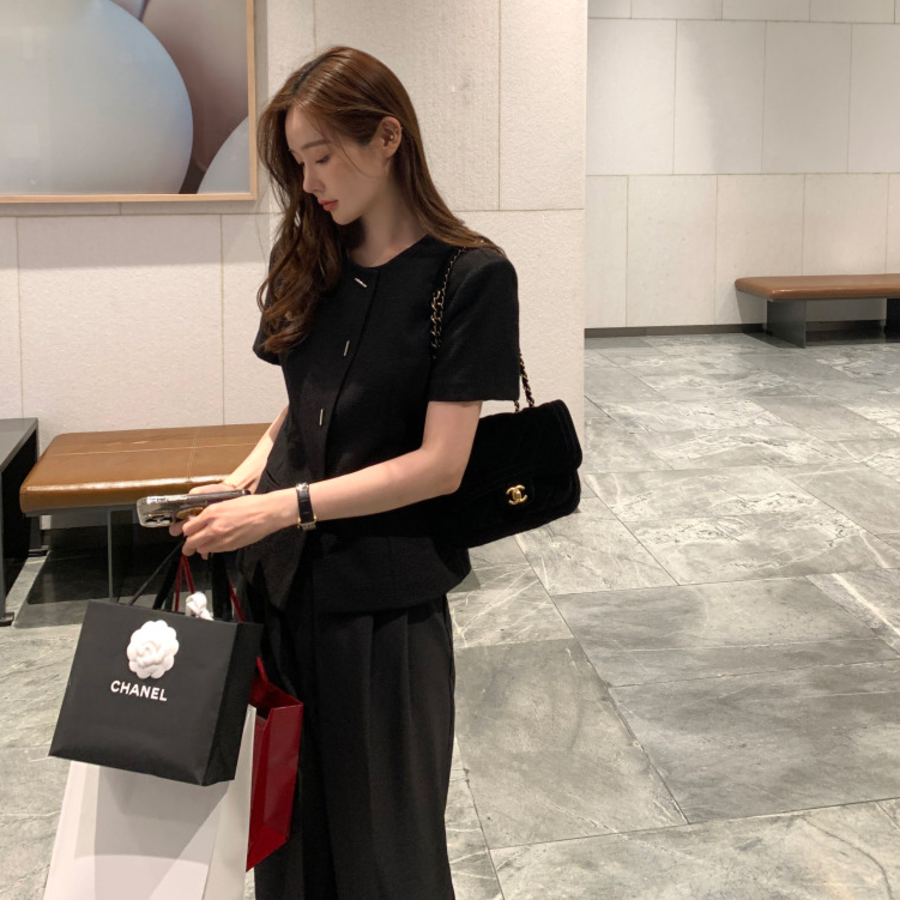 Haery No-Collar Short-Sleeve Crop Jacket