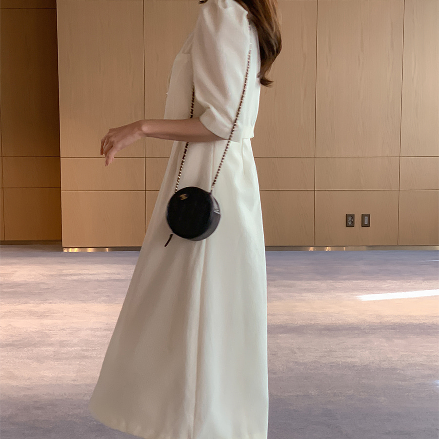 Твидовое длинное платье A-силуэта с жемчужными пуговицами и пышными рукавами “Анар”