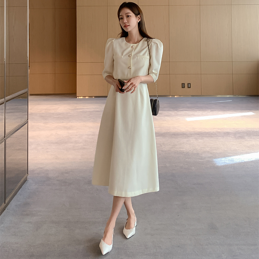 Твидовое длинное платье A-силуэта с жемчужными пуговицами и пышными рукавами “Анар”