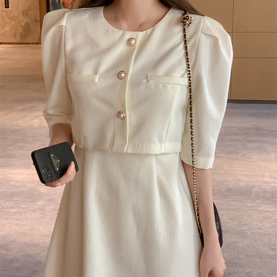 Твидовое длинное платье A-силуэта с жемчужными пуговицами и пышными рукавами “Анар”