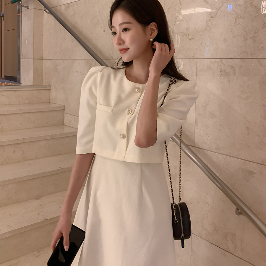 Твидовое длинное платье A-силуэта с жемчужными пуговицами и пышными рукавами “Анар”