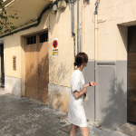 Льняное платье с короткими рукавами