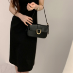 Льняное миди-платье с воротником и приталенным силуэтом