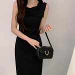 Льняное миди-платье с воротником и приталенным силуэтом