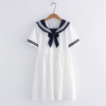 Мини-платье в стиле морской формы с бантом и короткими рукавами