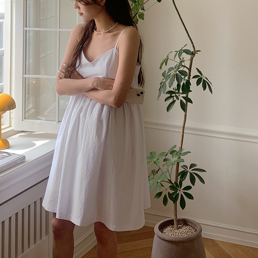 Льняной сарафан на тонких бретелях