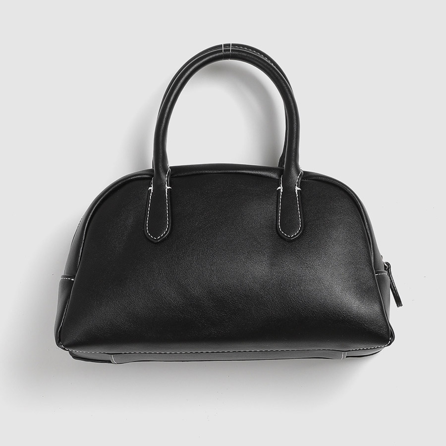 Oren Mini Tote Bag — компактная и стильная сумка для повседневных образов