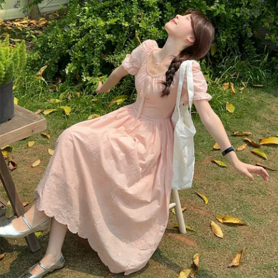 Длинное платье A-силуэта с оборками и бантом