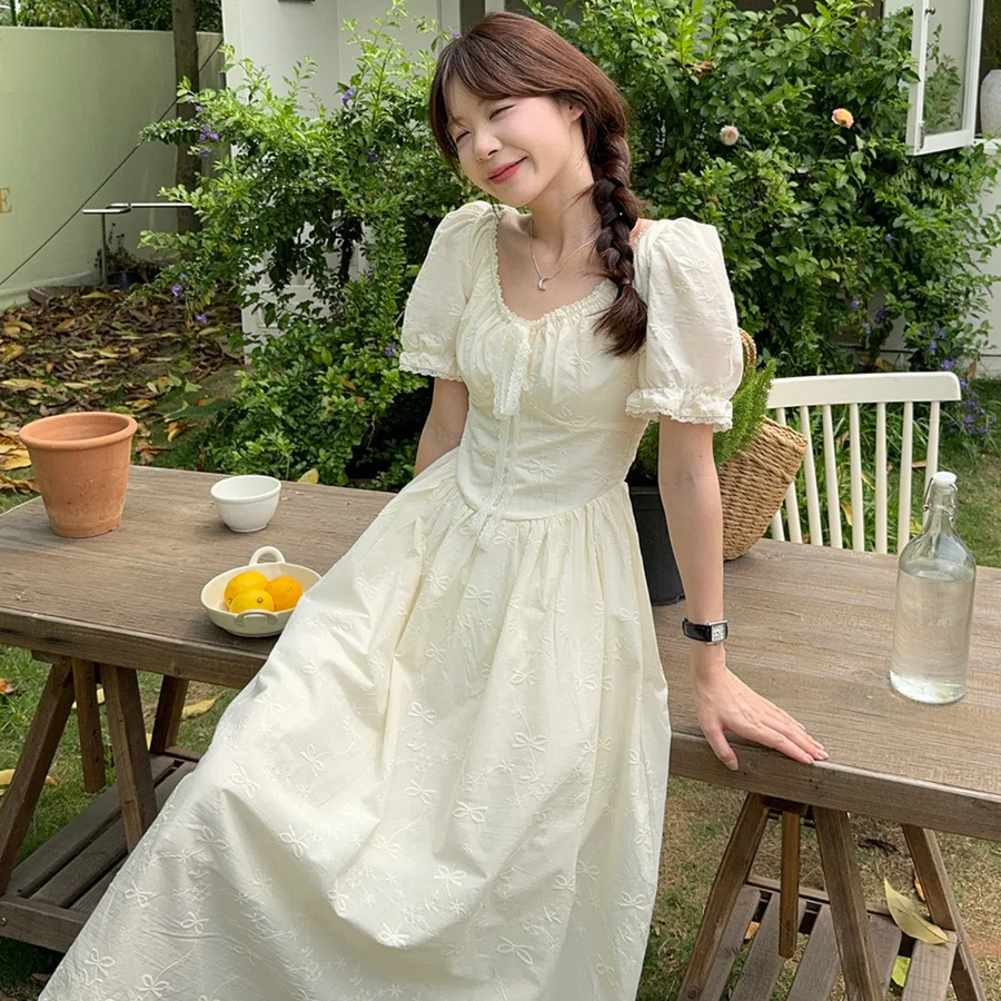 Длинное платье A-силуэта с оборками и бантом