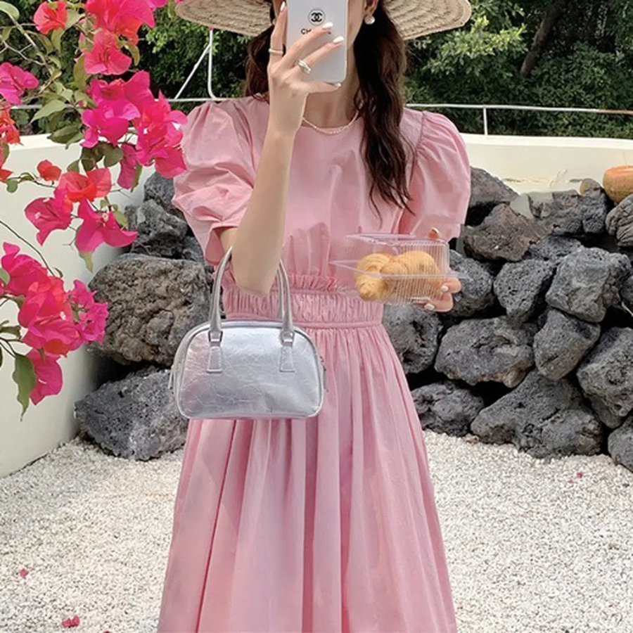 Романтичное длинное платье с короткими рукавами