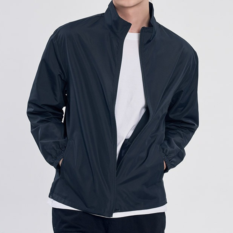 Ultralight Solid Woven Windbreaker – Zip-Up Jacket