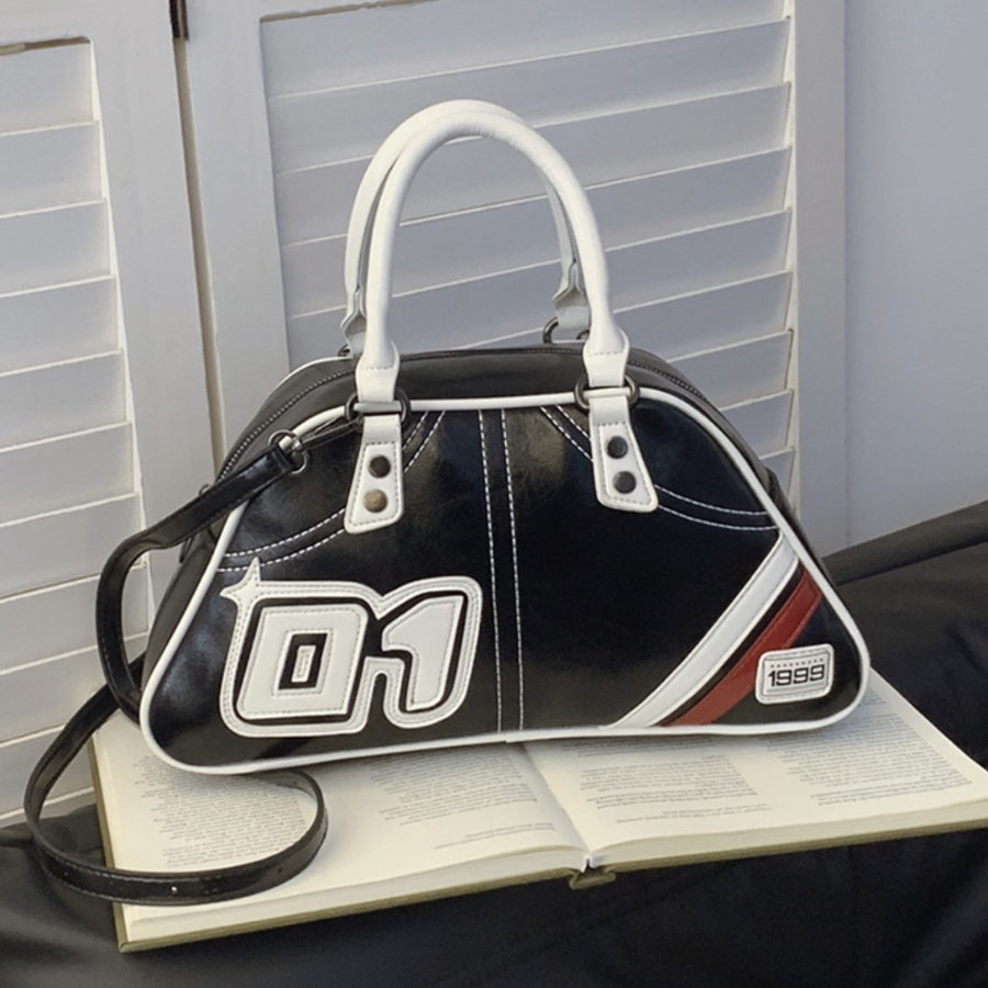 Racer 01 Tote Bag — спортивная мини-сумка в городском стиле для активной и стильной жизни