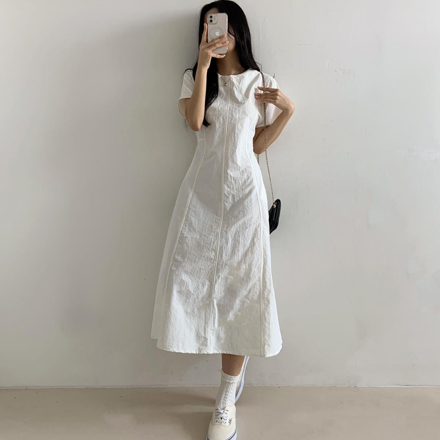 Лёгкое платье из нейлона с задним бантом и карманами