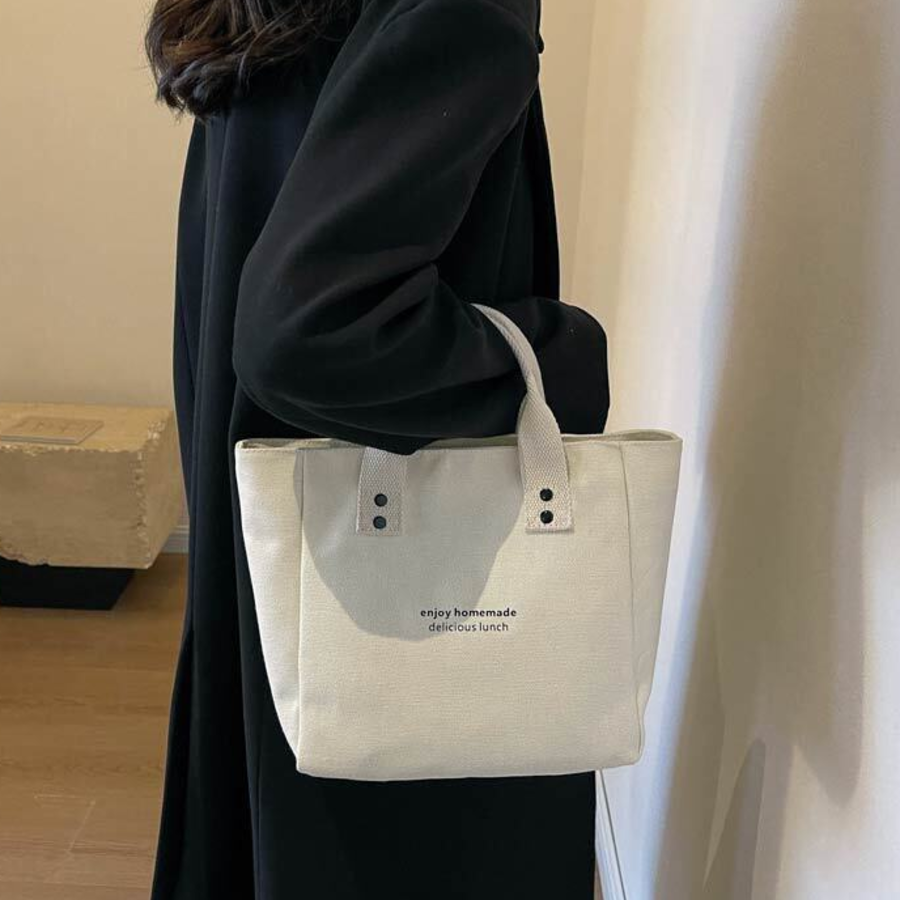 Lunch Tote Bag — стильная и удобная сумка для ланча, которая делает каждый обед комфортным