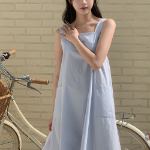 Облегающее хлопковое платье с карманами и бюстье