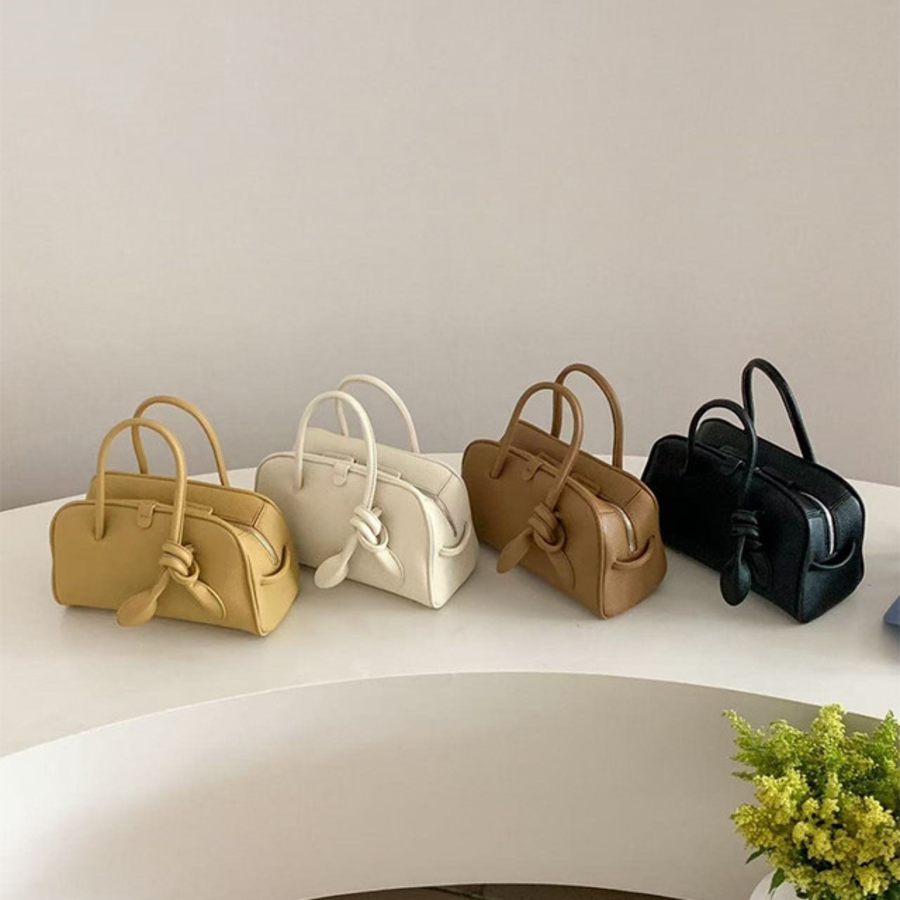Bread Mini Crack Leather Tote — эффектная мини-сумка в винтажном стиле с современным акцентом