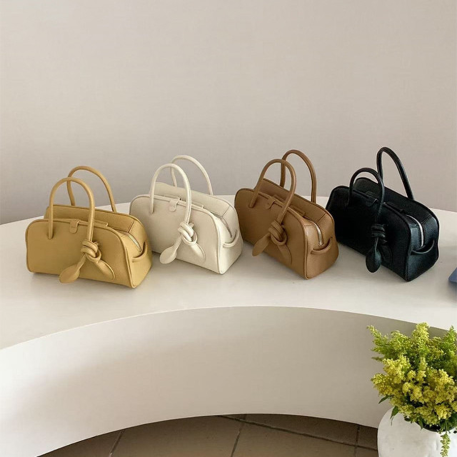 Bread Mini Crack Leather Tote — эффектная мини-сумка в винтажном стиле с современным акцентом