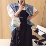 Летний A-силуэтный сарафан с поясом и накладными карманами