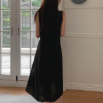 Льняное миди-платье для отпуска в тёплых странах