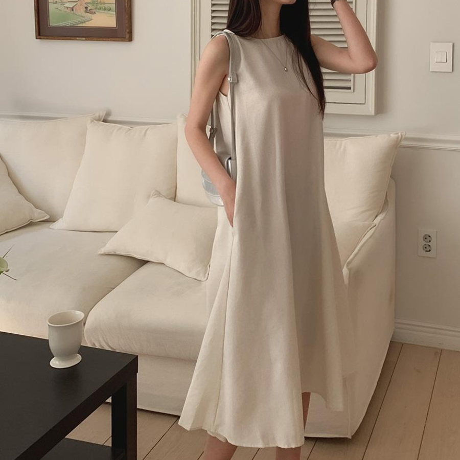 Льняное миди-платье для отпуска в тёплых странах