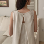 Льняное миди-платье для отпуска в тёплых странах