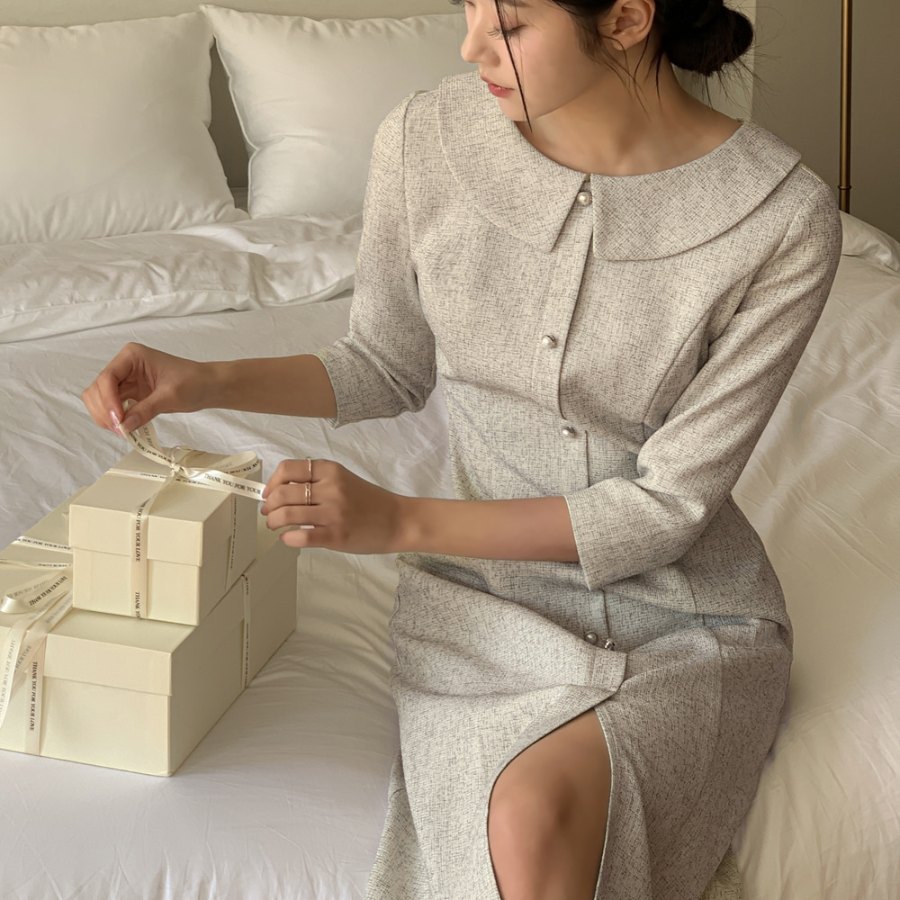 Твидовое платье в клетку с жемчужными пуговицами