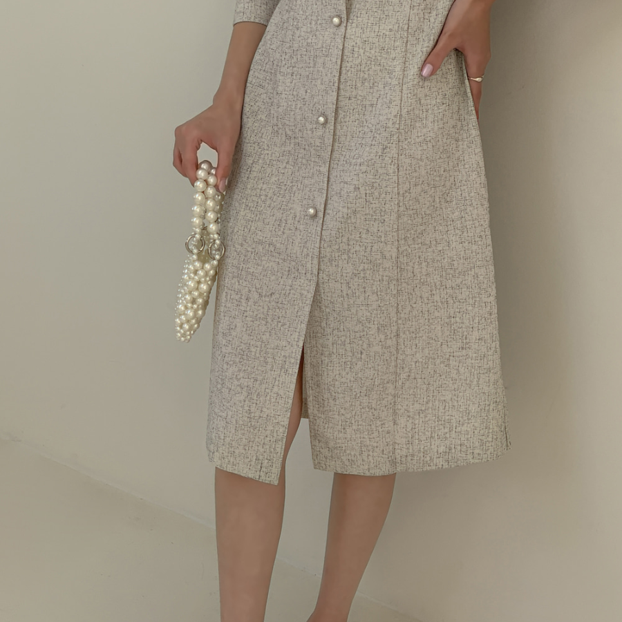 Твидовое платье в клетку с жемчужными пуговицами