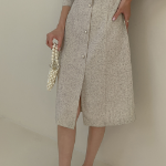 Твидовое платье в клетку с жемчужными пуговицами