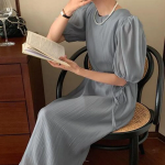 Платье с открытой спиной