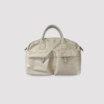 Daily Square Nylon Tote — лёгкая и практичная сумка на каждый день в урбанистичном стиле