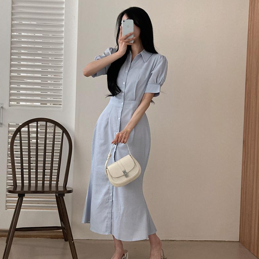 Платье-макси с воротником, короткими рукавами и юбкой «русалка»