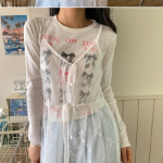 Длинное многослойное платье с лентой и V-образным вырезом