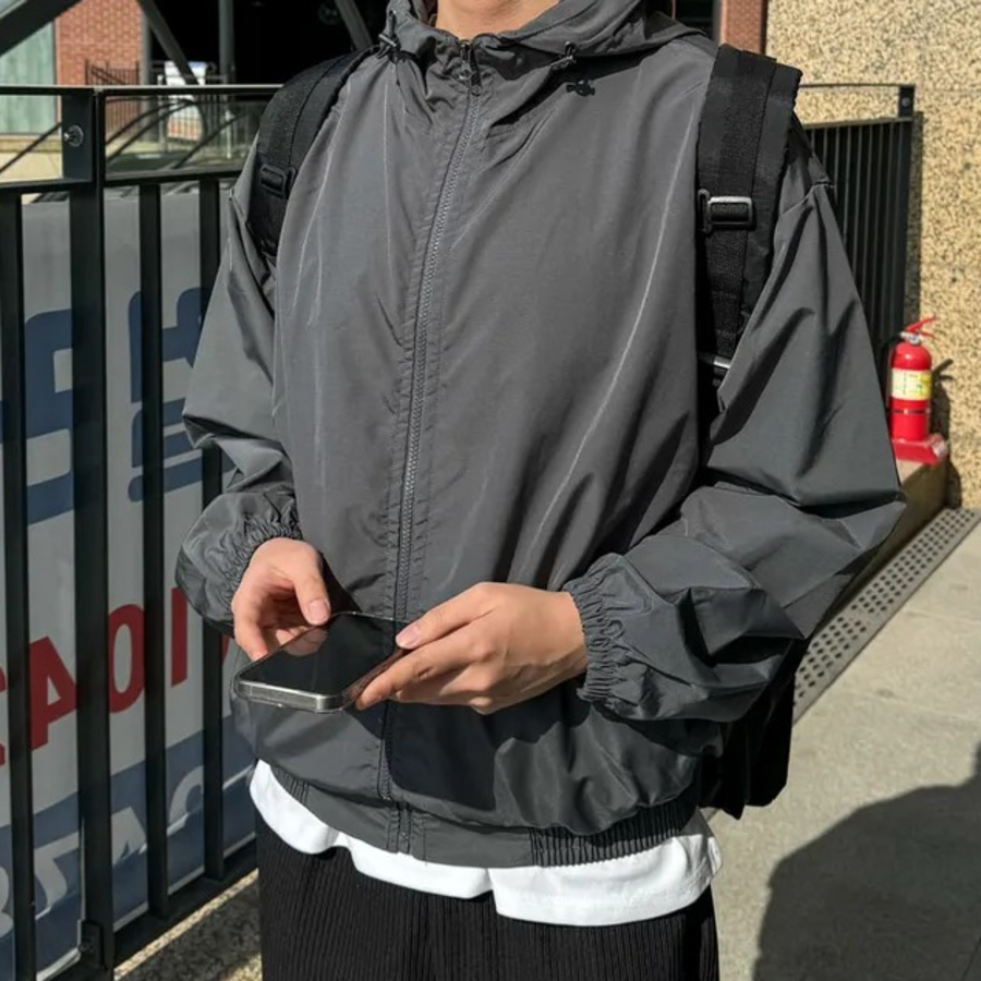 Seasonal Essential Hooded Windbreaker – Lightweight Hooded Jacket