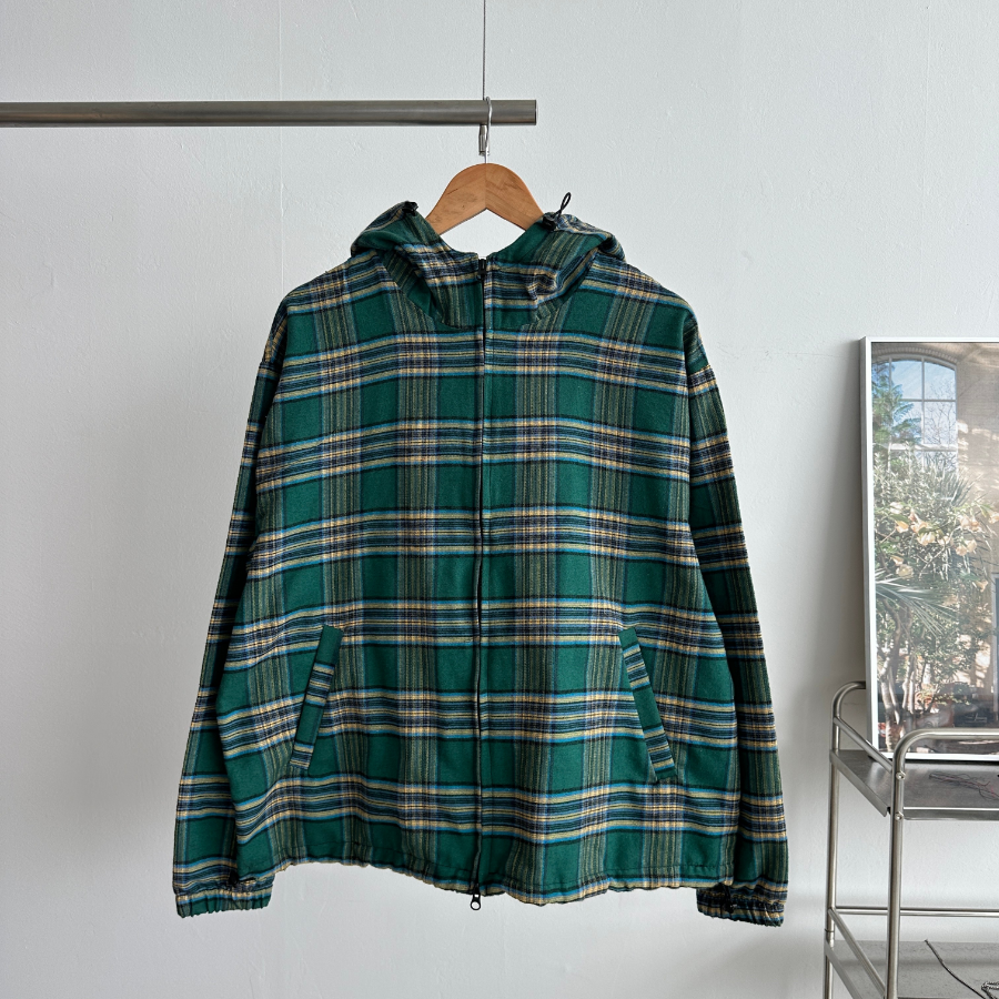 Hooded Windbreaker – Fall Check Pattern Jacket