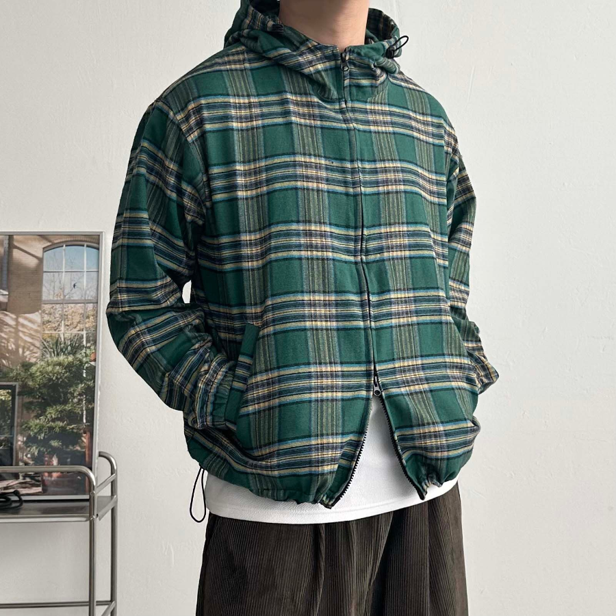 Hooded Windbreaker – Fall Check Pattern Jacket