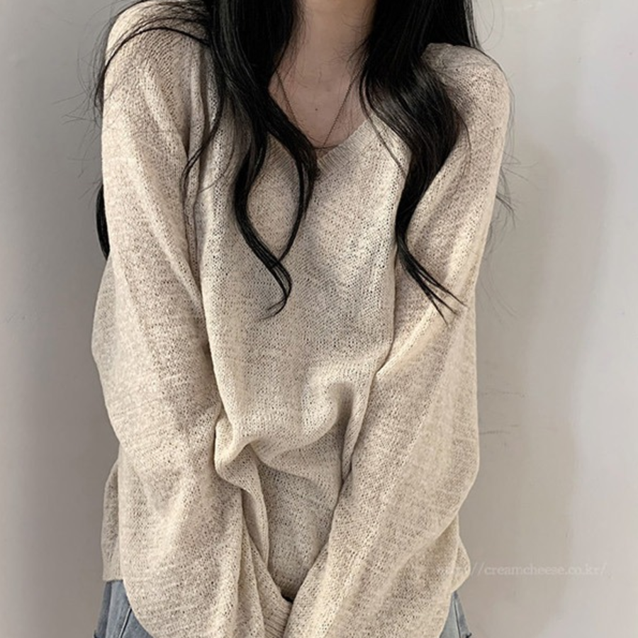 Babiane –  V-Neck Balloon Sleeve Knit Tee