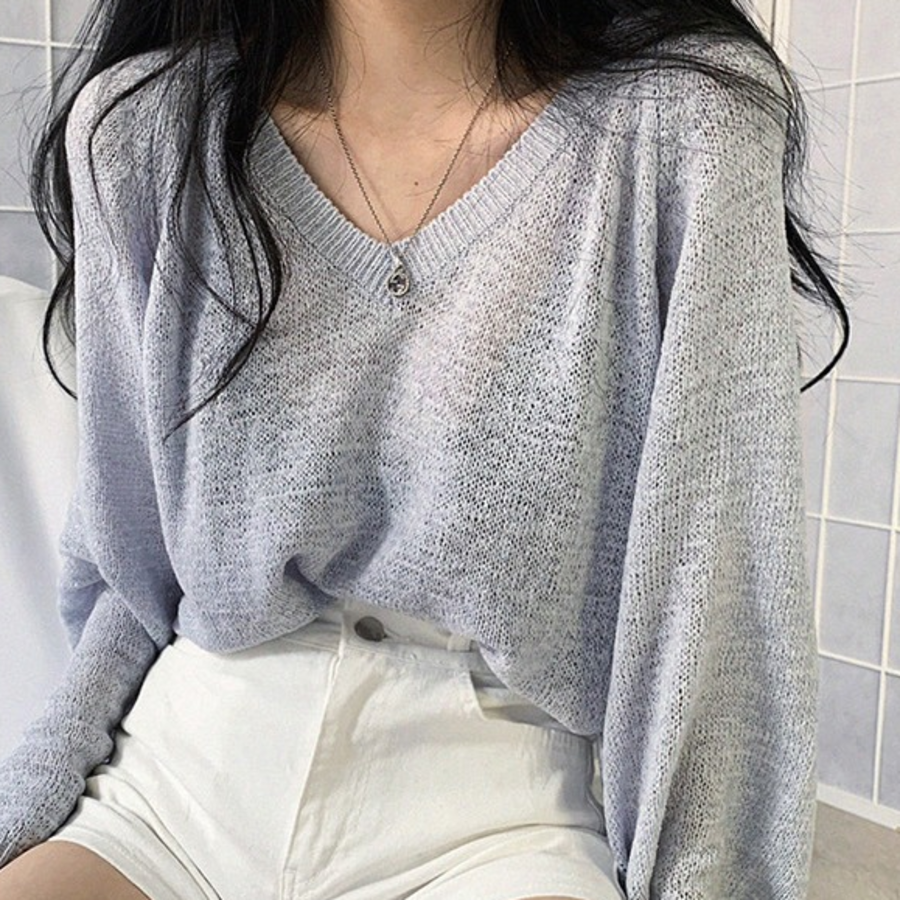 Babiane –  V-Neck Balloon Sleeve Knit Tee