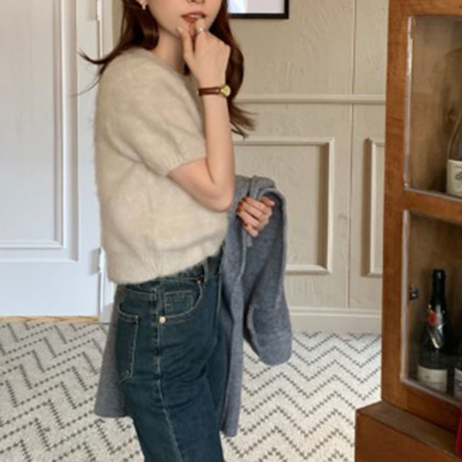 Zelenian – трикотажный  Puff Sleeve Pastel Knit Tee