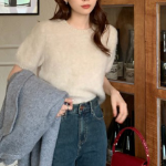 Zelenian – трикотажный  Puff Sleeve Pastel Knit Tee