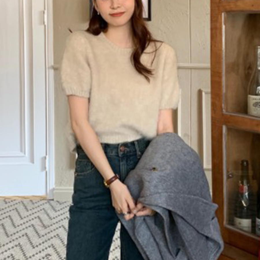 Zelenian – трикотажный  Puff Sleeve Pastel Knit Tee