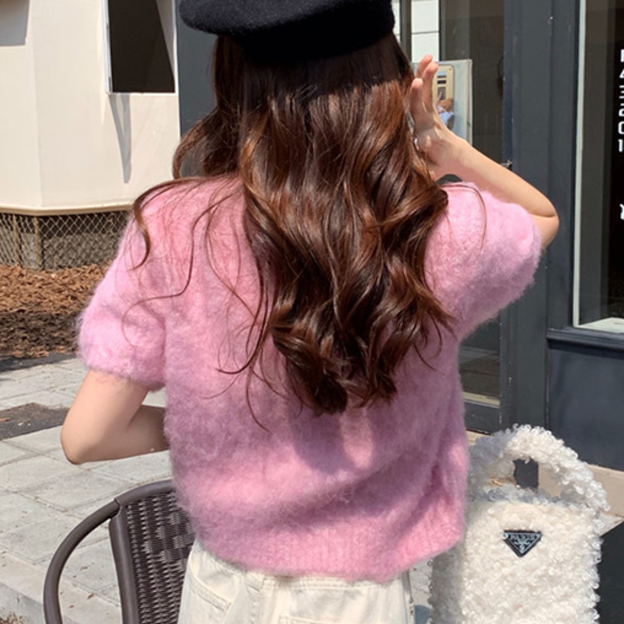 Zelenian – трикотажный  Puff Sleeve Pastel Knit Tee