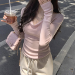 VIF –  Slimfit Drape V-Neck Knit