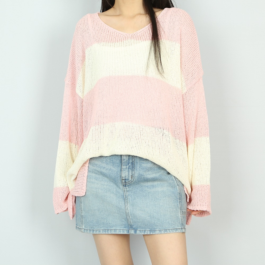 4-COLOR V-NECK STRIPE – Loose Fit Long Sleeve Knit Sweater