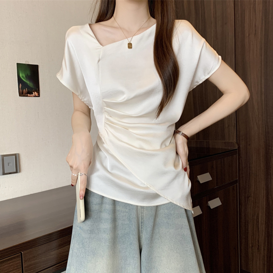 Feminine – блузка Draped Blouse