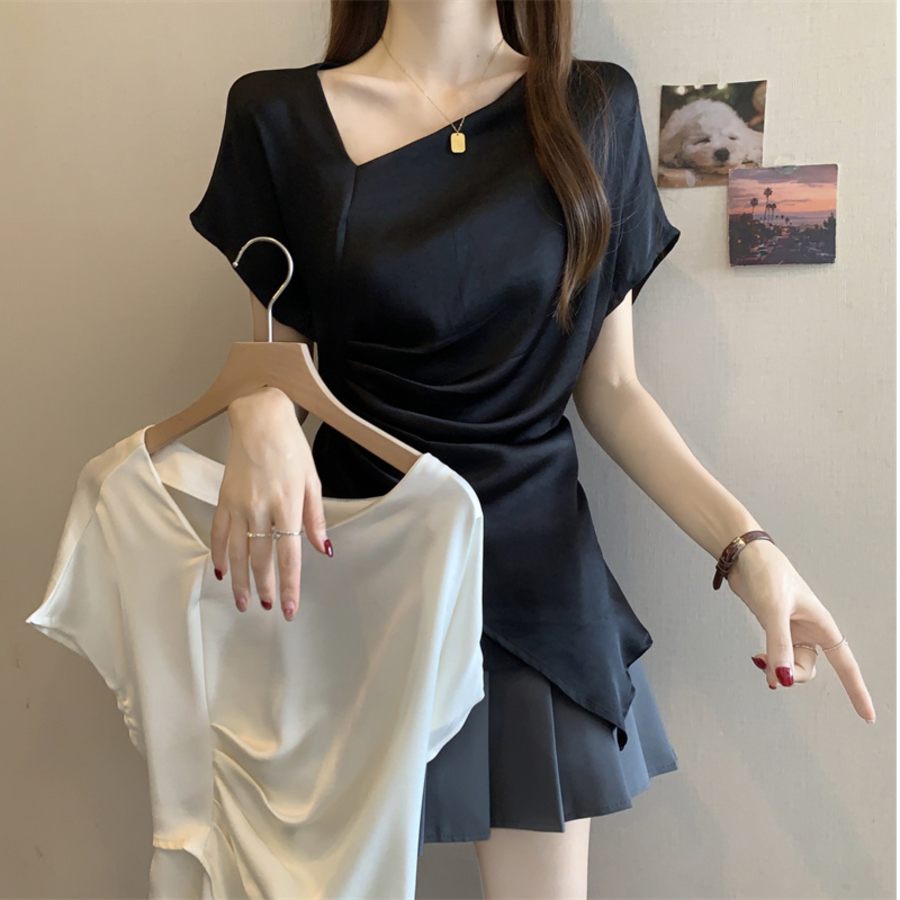 Feminine – блузка Draped Blouse