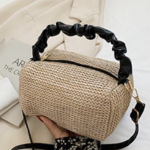 Two-Way Square Straw Tote Crossbag — лёгкость и стиль в двух вариантах ношения