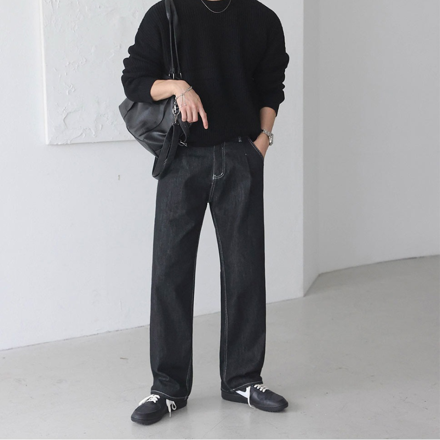 Pin-Tuck Semi-Wide Non-Fade Raw Denim Pants